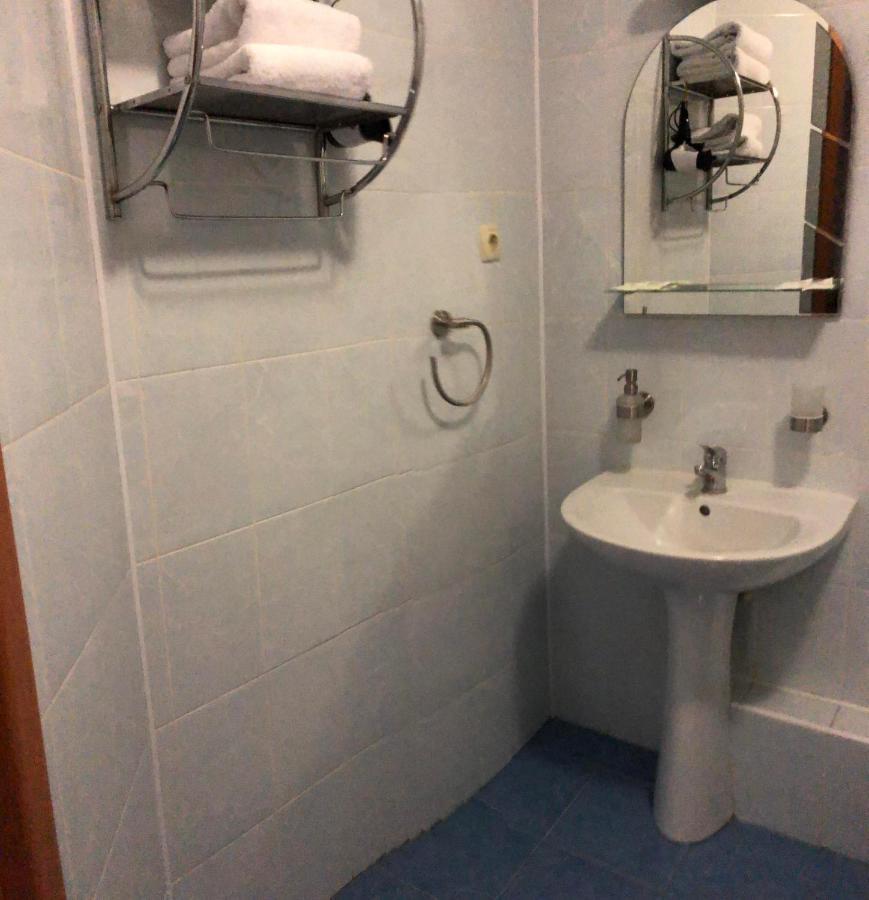 Comfort Hotel Киев Екстериор снимка