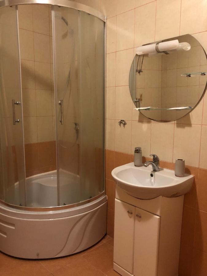 Comfort Hotel Киев Екстериор снимка