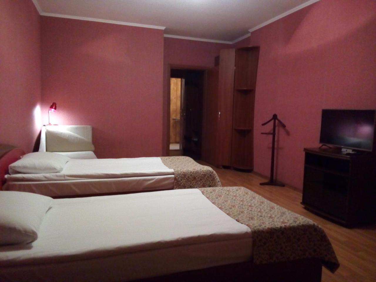 Comfort Hotel Киев Екстериор снимка