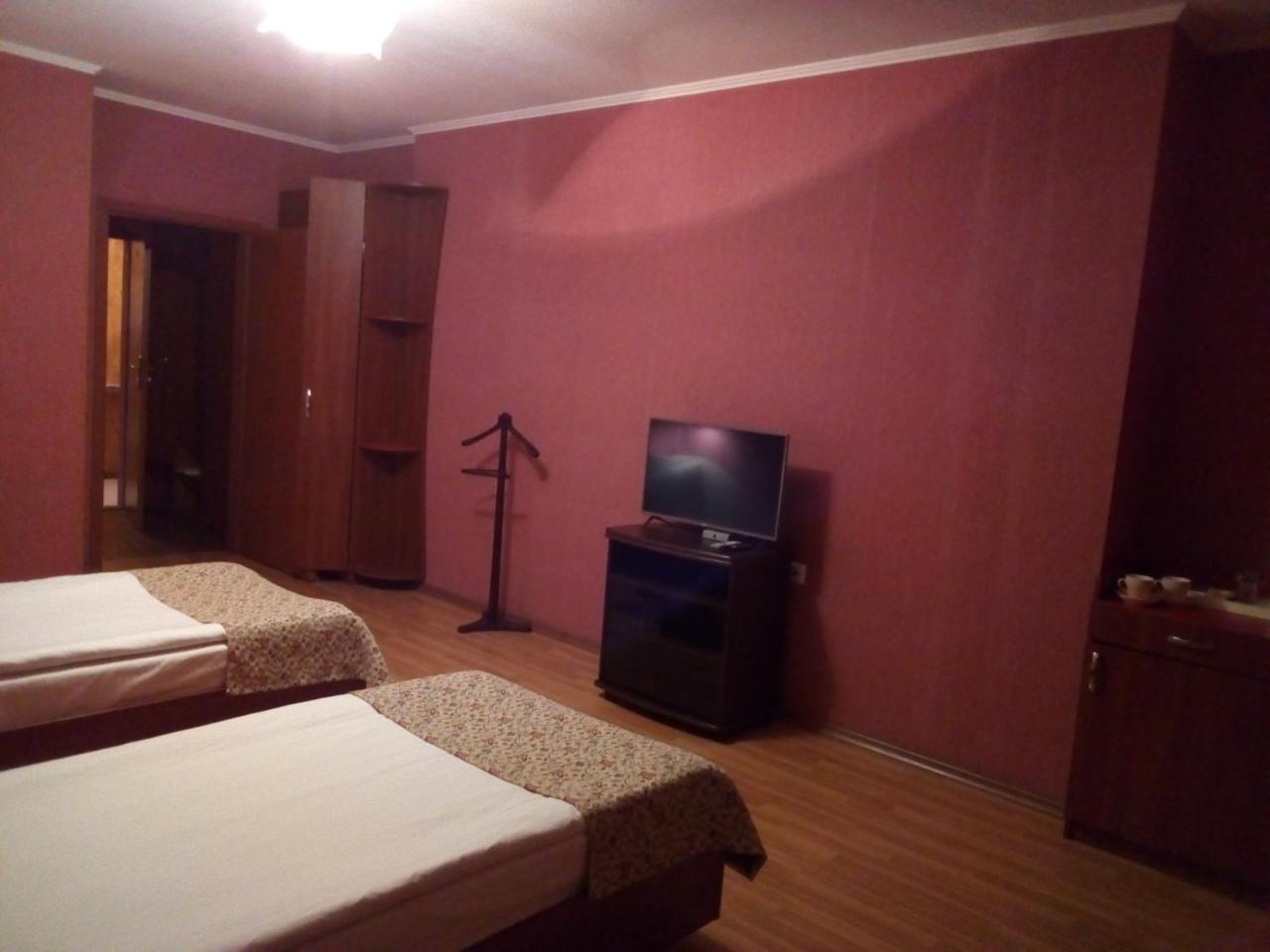 Comfort Hotel Киев Екстериор снимка